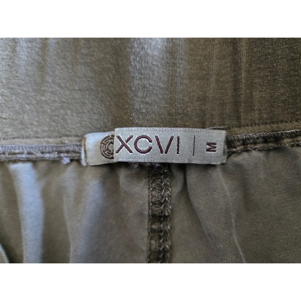 XCVI Wearables Olive Green Tencel Cargo Shorts Womens Medium Elastic Waist - Picture 3 of 8